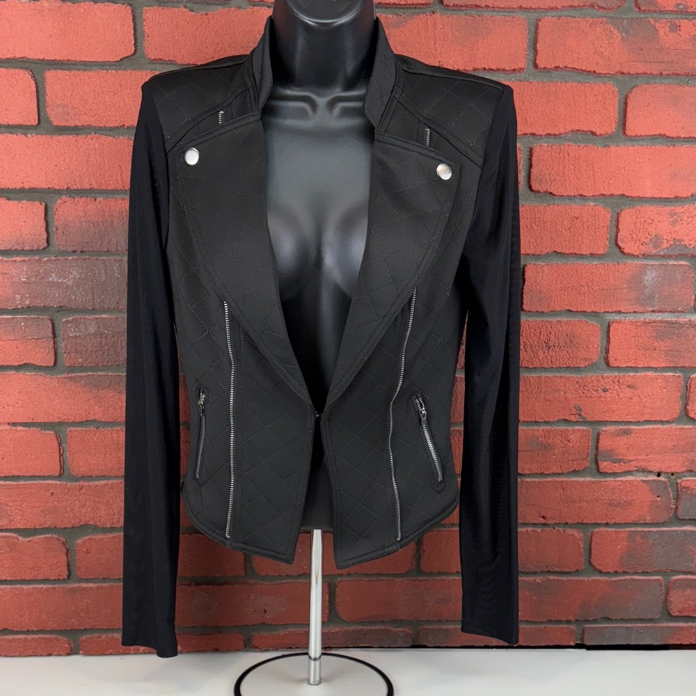 Material Girl‎ Shirt Woman’s Medium